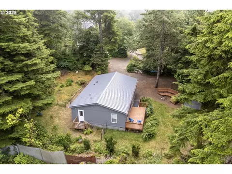 6101 Bayocean Rd, Cape Meares, OR 97141