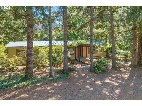 1090 SW Briggs St, Stevenson, WA 98648