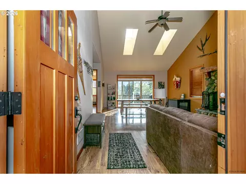 Entry Way - 64636 E Mcintyre Rd, Rhododendron, OR 97049 photo 1 of 1