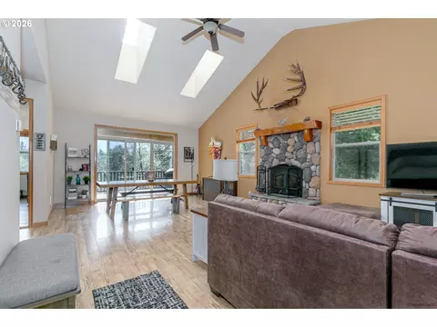 Living - 64636 E Mcintyre Rd, Rhododendron, OR 97049 photo 3 of 3