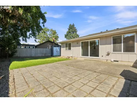 Exterior - 2730 Cheryl St, Eugene, OR 97408 photo 5 of 5