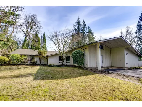 316 NW Hilltop Dr, Portland, OR 97210