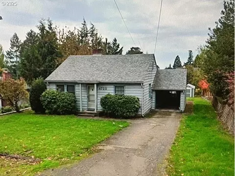 4729 SW 31st Dr, Portland, OR 97239