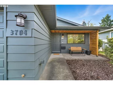 3704 N Winchell St, Portland, OR 97217