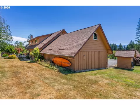 Exterior - 2401 Loop Rd, Stevenson, WA 98648 photo 19 of 26