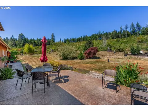 Exterior - 2401 Loop Rd, Stevenson, WA 98648 photo 17 of 26
