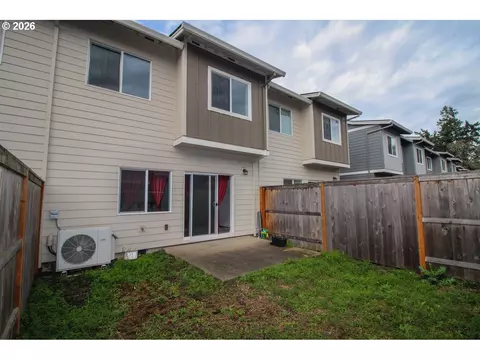 Exterior - 1272 S Quartz Dr, Cornelius, OR 97113 photo 3 of 7