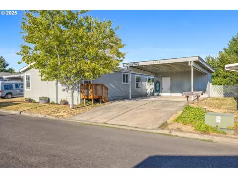 1154 SW Emma Dr, Mcminnville, OR 97128