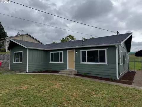 847 NE Jackson Ave, Myrtle Creek, OR 97457