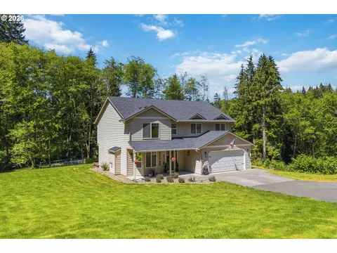 208 Salmonberry Ln, Longview, WA 98632