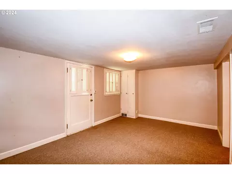 Other - 215 NW Despain Ave, Pendleton, OR 97801 photo 7 of 13
