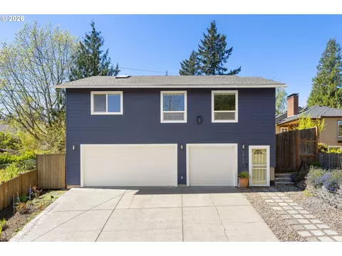 5719 SW 40th Ave, Portland, OR 97221