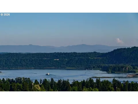 265 W W St, Washougal, WA 98671