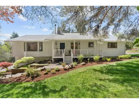 30417 SW Heater Rd, Sherwood, OR 97140