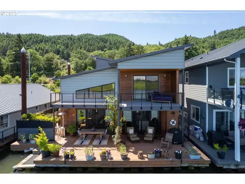 23586 NW St Helens Rd #U12, Portland, OR 97231