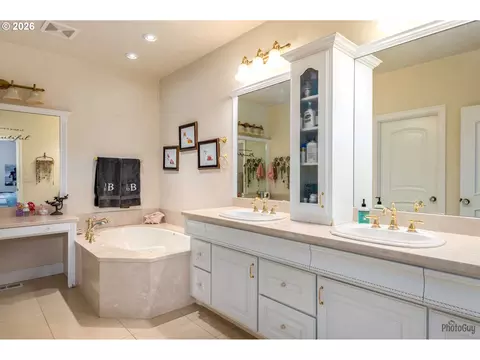 6171 Fernhill Loop, Springfield, OR 97478 photo 11