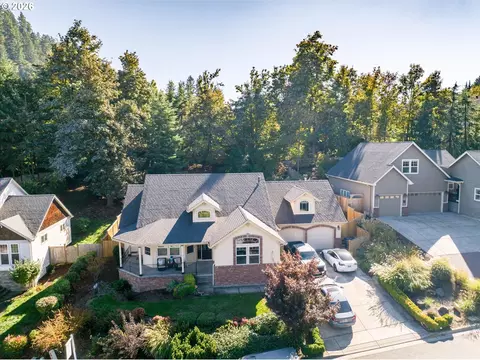 View/Area - 6171 Fernhill Loop, Springfield, OR 97478 photo 3 of 6