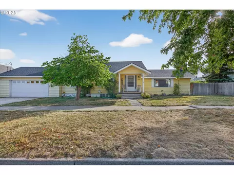 2860 College St, Baker City, OR 97814