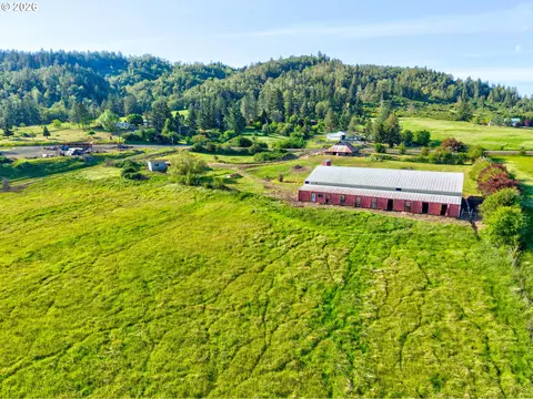 2529 Northside Rd, Sutherlin, OR 97479 photo 12