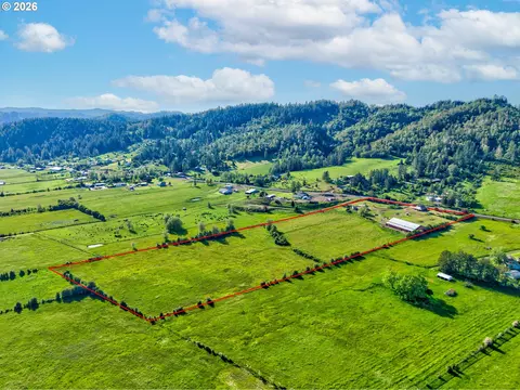 2529 Northside Rd, Sutherlin, OR 97479 photo 5