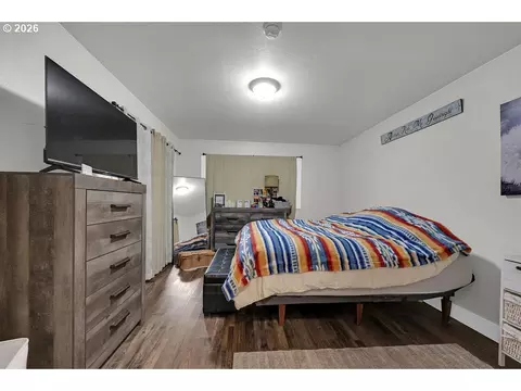 Bedroom - 1215 Irving Rd, Eugene, OR 97404 photo 1 of 2
