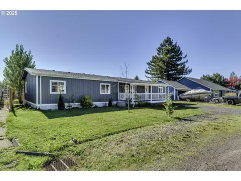 409 Wolfe Ave, Amity, OR 97101