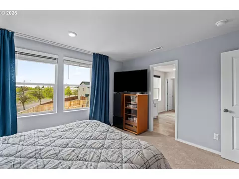 Bedroom - 3085 U St, Springfield, OR 97477 photo 5 of 5