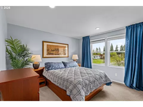 Bedroom - 3085 U St, Springfield, OR 97477 photo 3 of 5