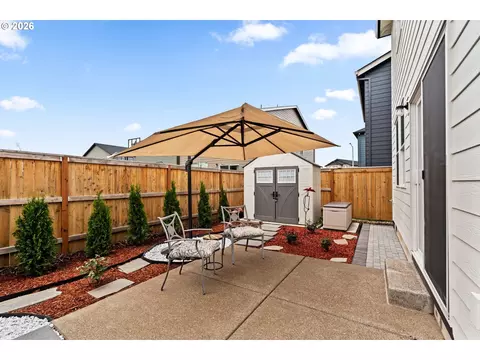 Exterior - 3085 U St, Springfield, OR 97477 photo 5 of 7