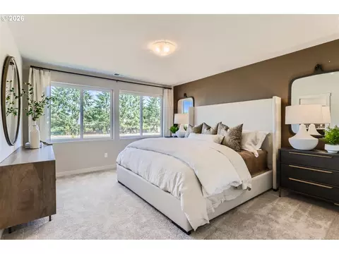 Bedroom - 5737 Basalt Ct, Springfield, OR 97478 photo 2 of 3