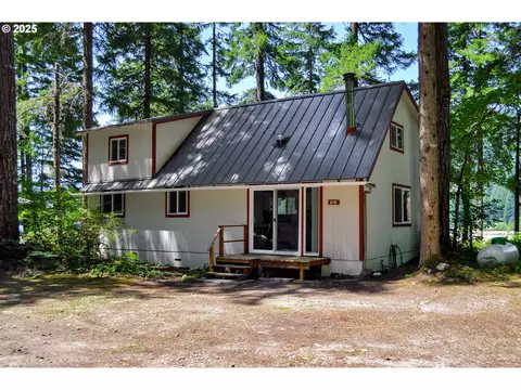 Cabin 25 Northwoods, Cougar, WA 98616
