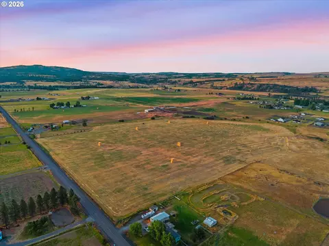 View/Area - 70775 Middle Rd, Elgin, OR 97827 photo 3 of 13