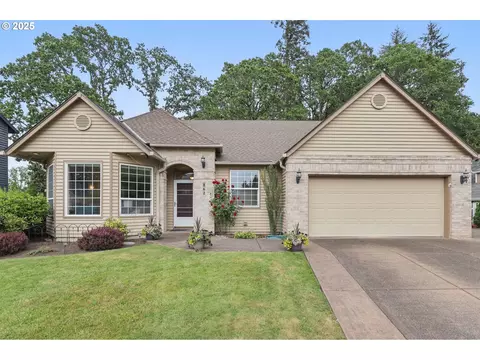 862 SE 63rd Dr, Hillsboro, OR 97123