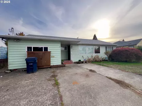 1271 Centennial Blvd, Springfield, OR 97477