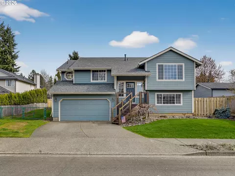 19428 Daybreak Ct, Oregon City, OR 97045