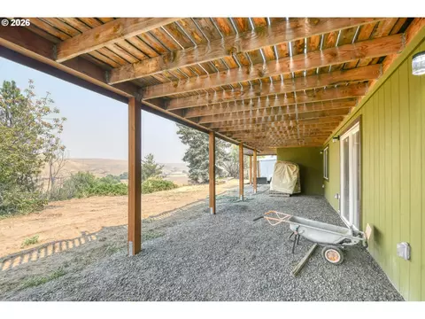 Exterior - 73877 Caldwell Ln, Pendleton, OR 97801 photo 8 of 8