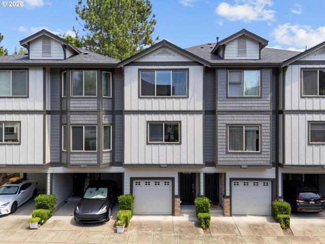 10438 SW Akilean Ter, Portland, OR 97223