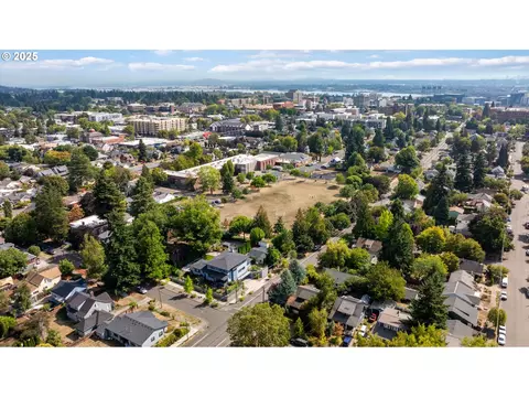 2011 Franklin St, Vancouver, WA 98660