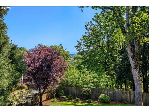 View/Area - 4291 Riverview Dr, West Linn, OR 97068 photo 1 of 1
