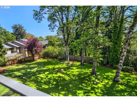 Exterior - 4291 Riverview Dr, West Linn, OR 97068 photo 6 of 11