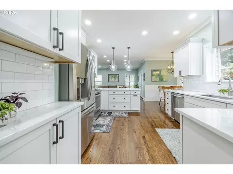 Kitchen - 2588 W 28th Ave, Eugene, OR 97405 photo 1 of 7