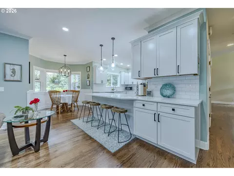 Kitchen - 2588 W 28th Ave, Eugene, OR 97405 photo 7 of 7
