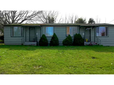 8928 SE Rhone St, Portland, OR 97266