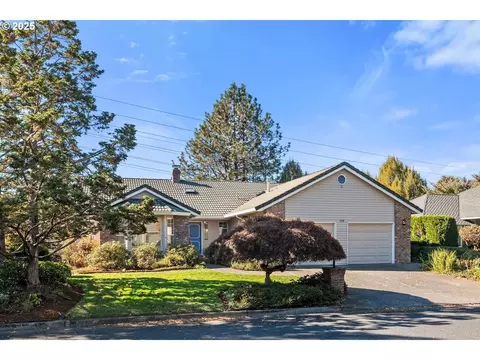 705 NW Silverado Dr, Beaverton, OR 97006
