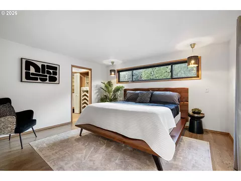 Bedroom - 2430 Wilson Dr, Eugene, OR 97405 photo 1 of 5
