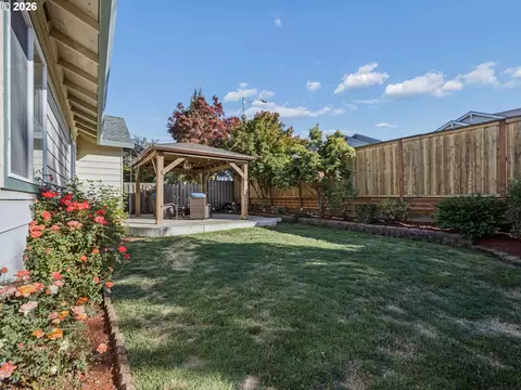 Exterior - 3244 SE 24th Ter, Gresham, OR 97080 photo 6 of 10