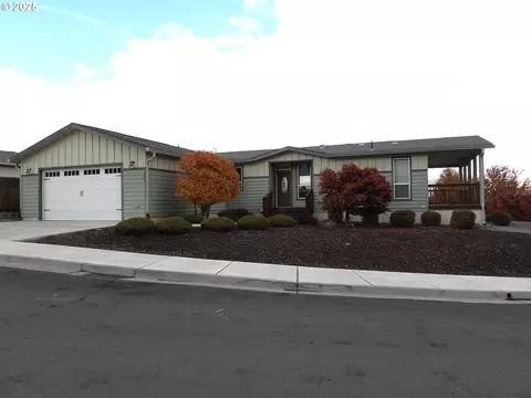1903 Golden Way, The Dalles, OR 97058