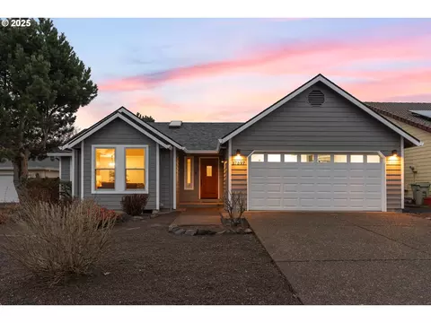 17397 NW Brickstone Ct, Beaverton, OR 97006