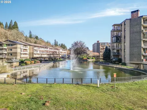 5545 Evergreen Blvd #6204, Vancouver, WA 98661