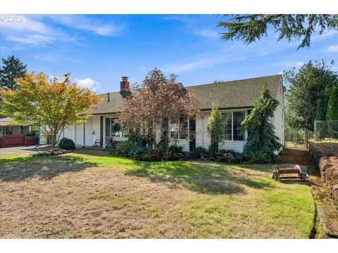 Exterior - 60 NE 23rd St, Gresham, OR 97030 photo 13 of 13
